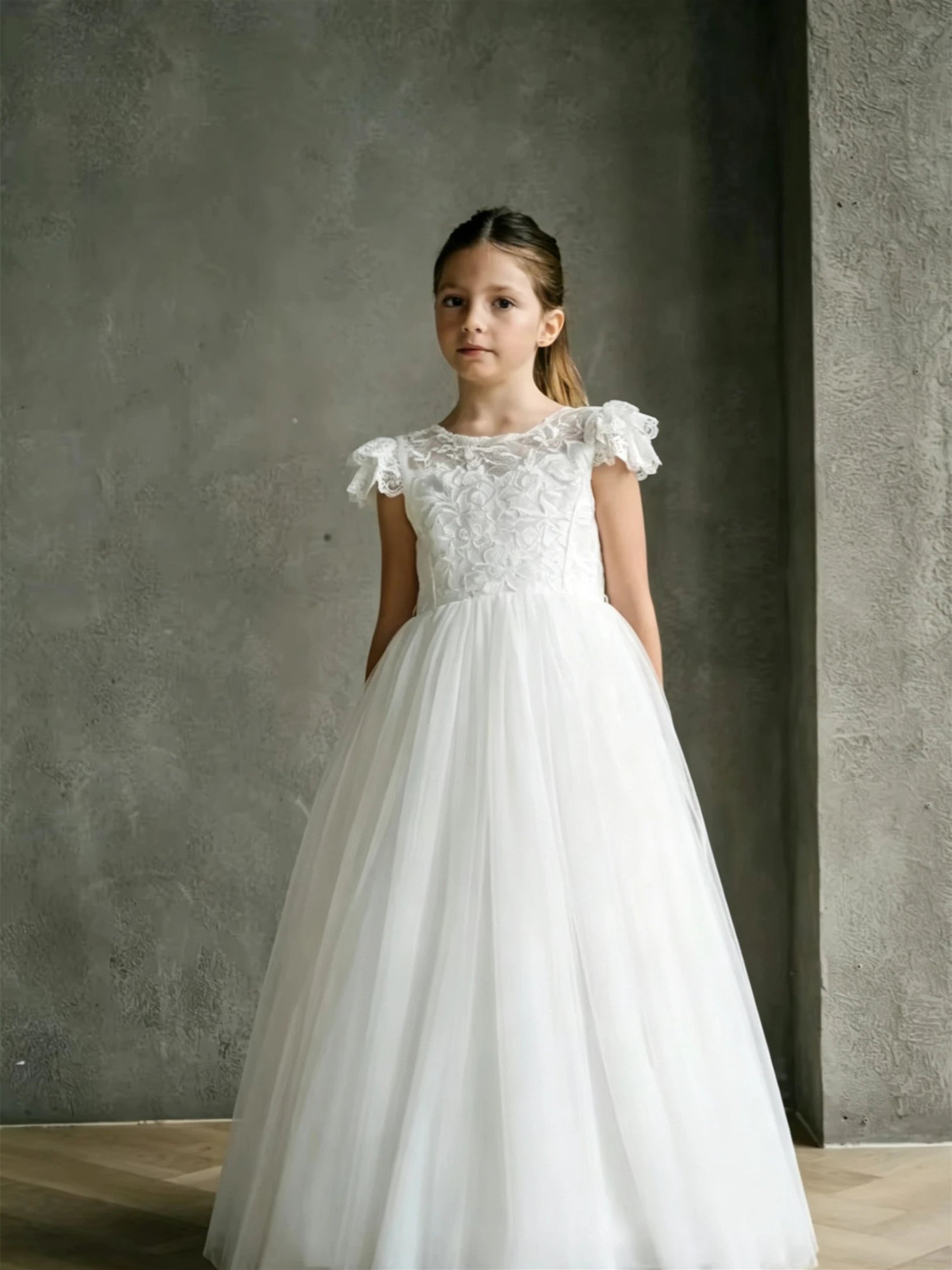 Customized White Flower Girl Dress For Wedding Lace Short Sleeve Floor Length Elegant Kids Birthday Party First Communion Gown