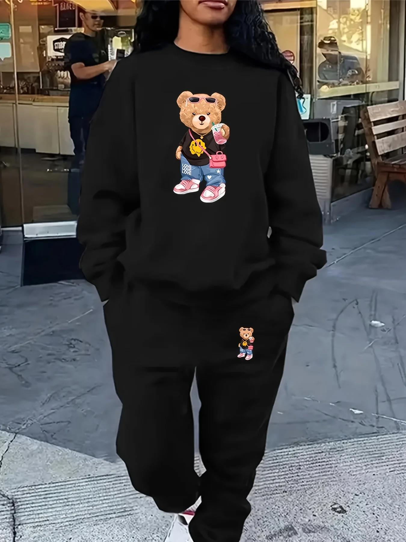 

Ladies' clothing set with cute bear print pants, round neck long sleeved sweatshirt and comfortable casual sweatpants