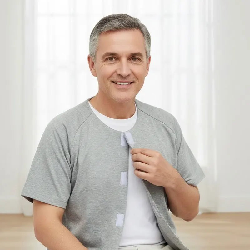 ชุดฟื้นฟูร่างกายแบบปรับได้ น้ำหนักเบา |   เสื้อผู้ป่วยสำหรับฤดูร้อนแบบสวมใส่ง่ายสำหรับการพยาบาลและการดูแลสุขภาพ