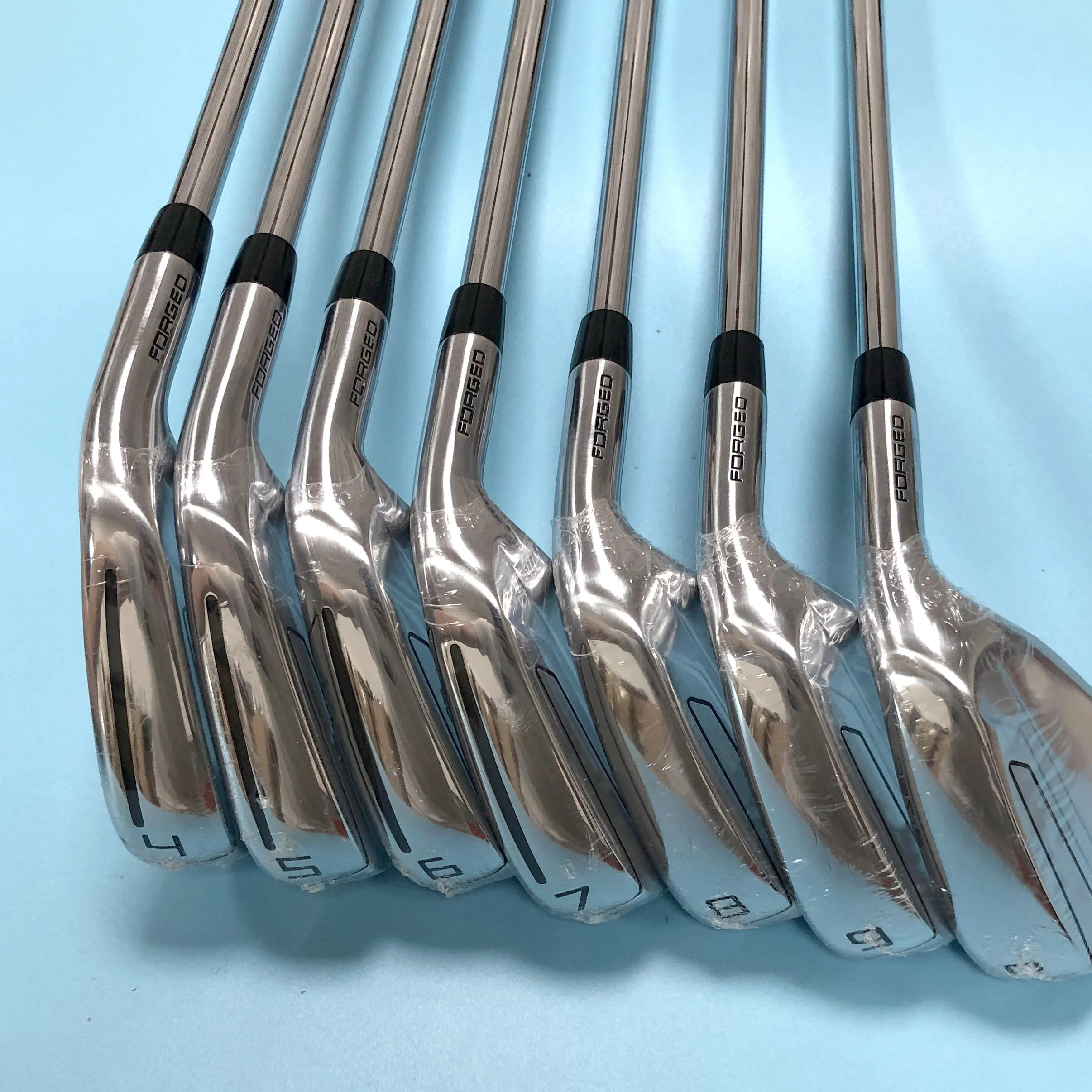 

Brand Forged New 790 iron 7PCS Golf Clubs Iron Set 4-9P R/S Flex Graphite/Steel Shaft with Head Cover Free Shipping