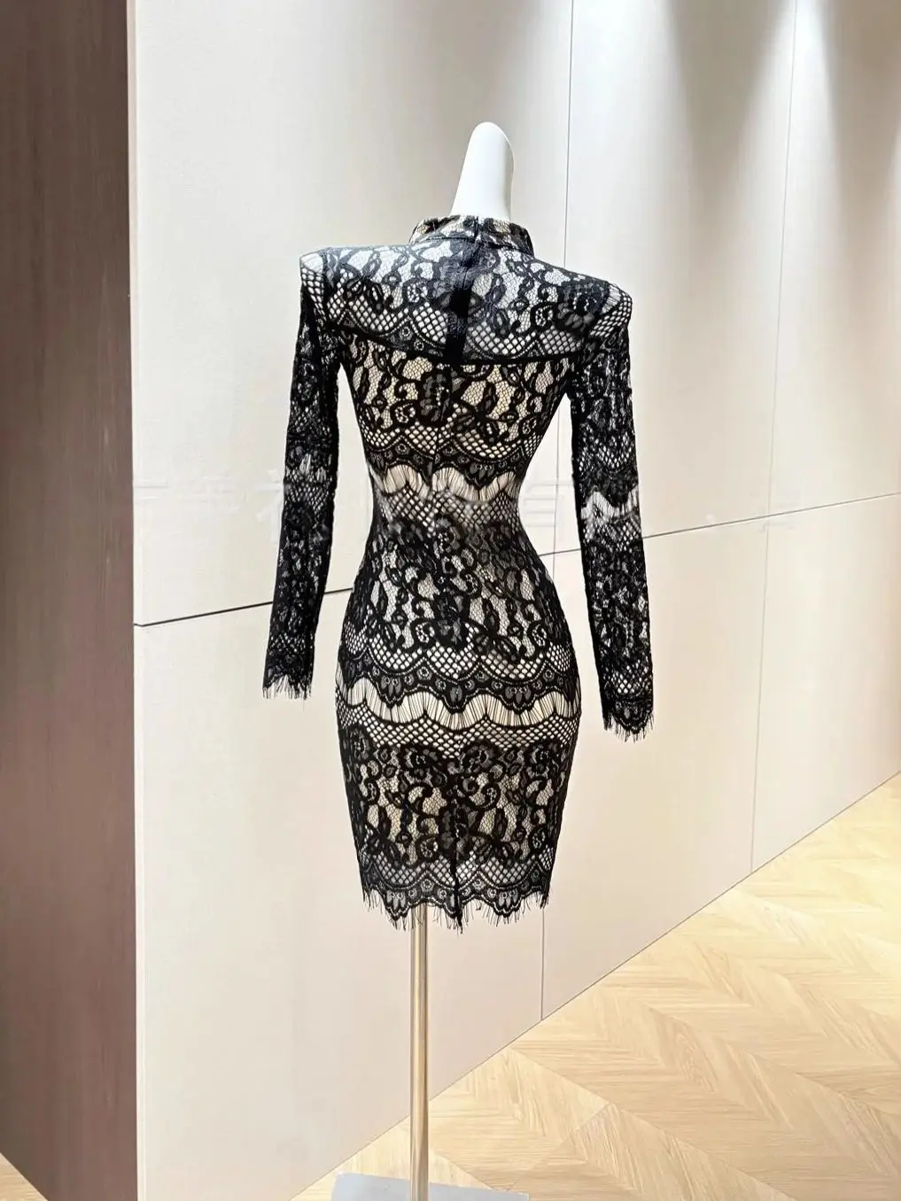 Hohe Qualität Elegante Temperament Abnehmen Cocktail Spitze Kleid Sexy Lange Ärmeln Geburtstag Promi Bodycon Party Kleider Vestido