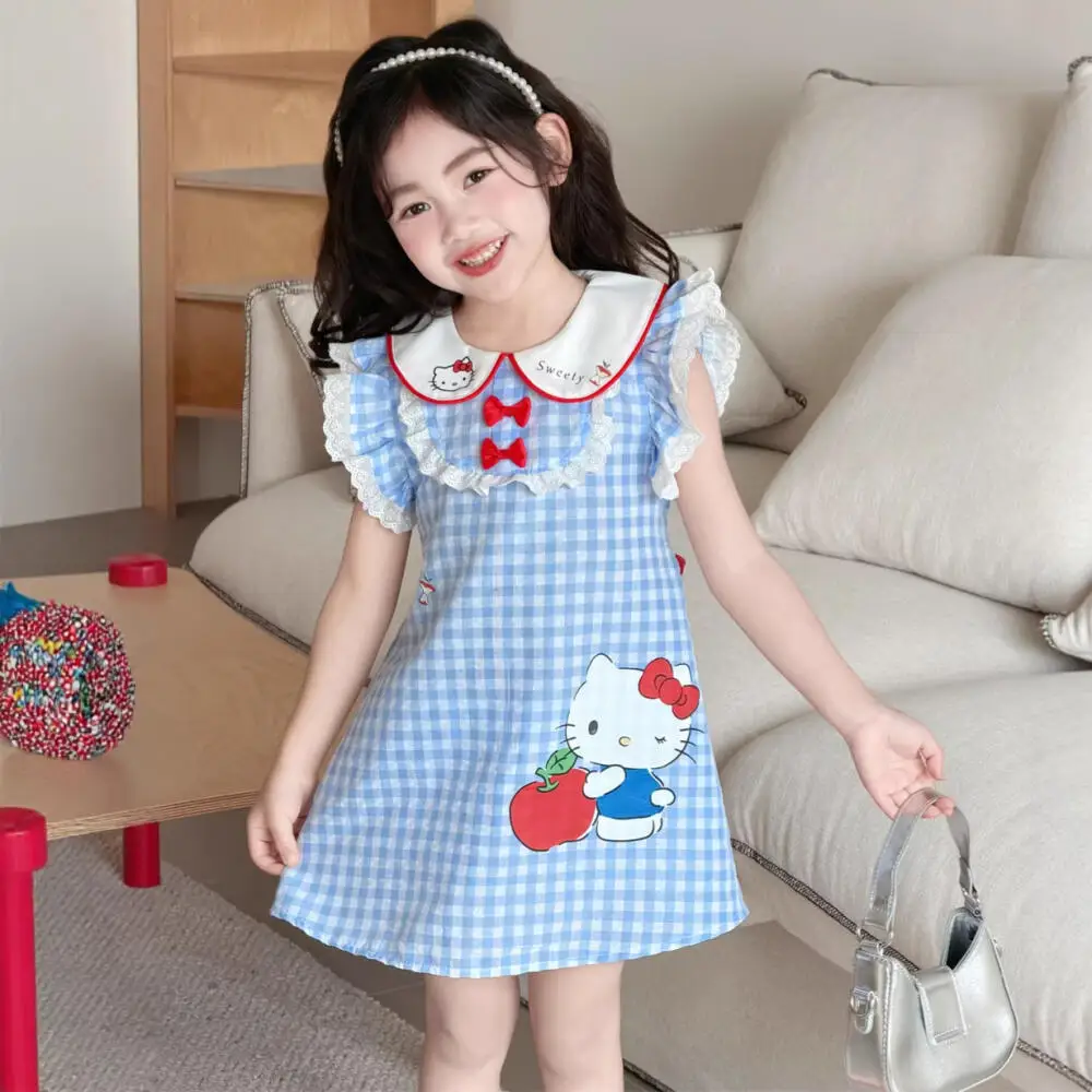 

Sanrio Hello Kitty 2026, новинка весенне-летнего сезона: милое свежее платье в клетку для девочек с воротником Питер Пэн и рукавами с рюшами в детском стиле.
