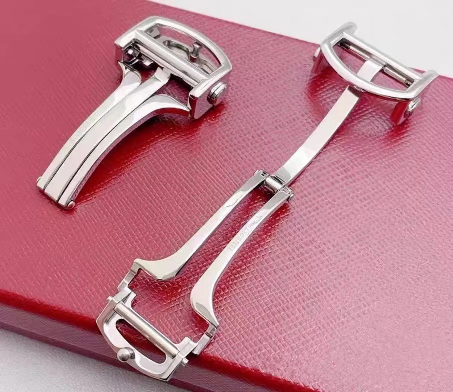 

Compatible with Cartier new watch buckle 316 leather strap buckle Pasha blue balloon Sandus quick release folding buckle