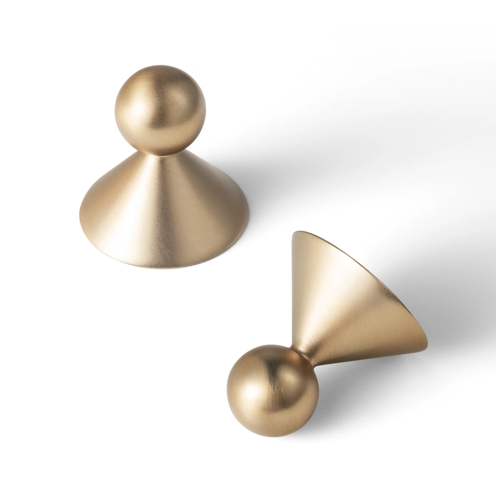 

Goo-Ki Champagne Bronze Knobs for Cabinet Drawer & Dresser Kitchen Zinc Alloy Cabinet Handles and Pulls for Furniture Hardware