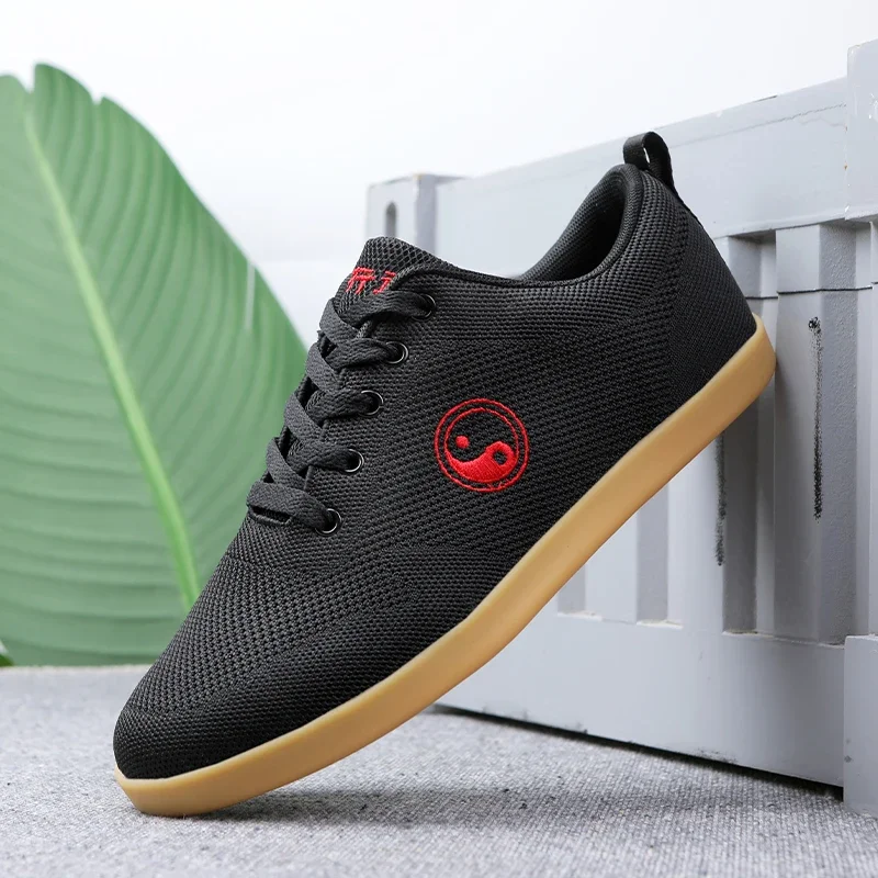 Big Size 36- 46 Tai Chi Shoes Breathable Martial Arts Shoes Non Slip Oxford Bottom Outdoor Sneakers Comfortable Kung Fu Shoes