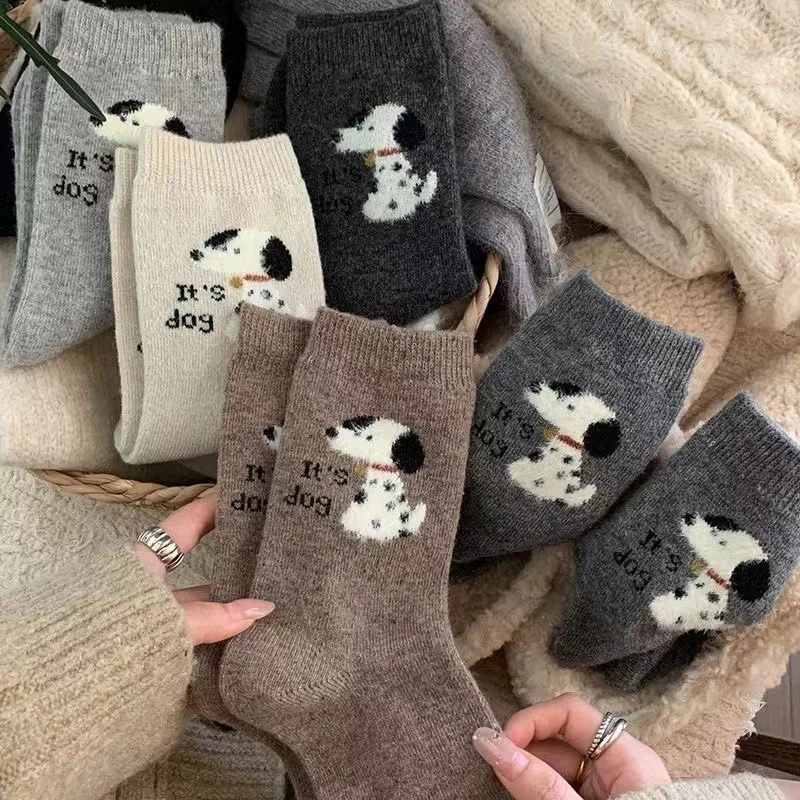 

1/5 pairs Spring Autumn New Cute Cartoon mid tud socks Fashionable Versatile Women's Socks Retro Sweet Checkered Women's Socks