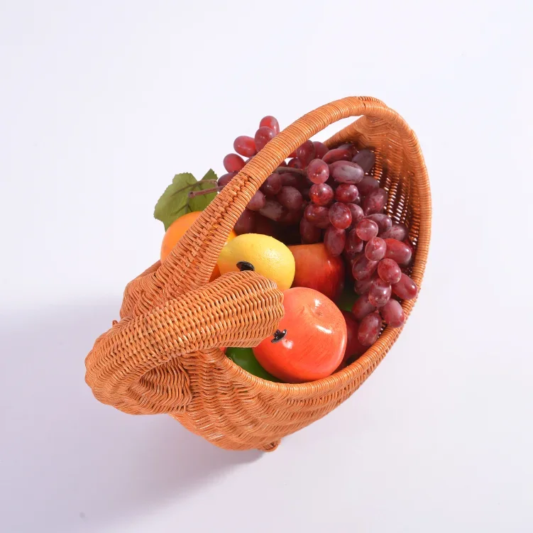 Rattan fruit storage basket, hand-woven basket, egg , gift picnic , duck , living room decoration