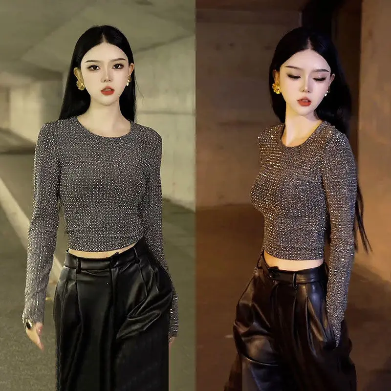 

Новинка 2025 года, элегантный блестящий топ Galaxy со стразами и длинными рукавами, кожаные брюки, модный комплект из двух предметов