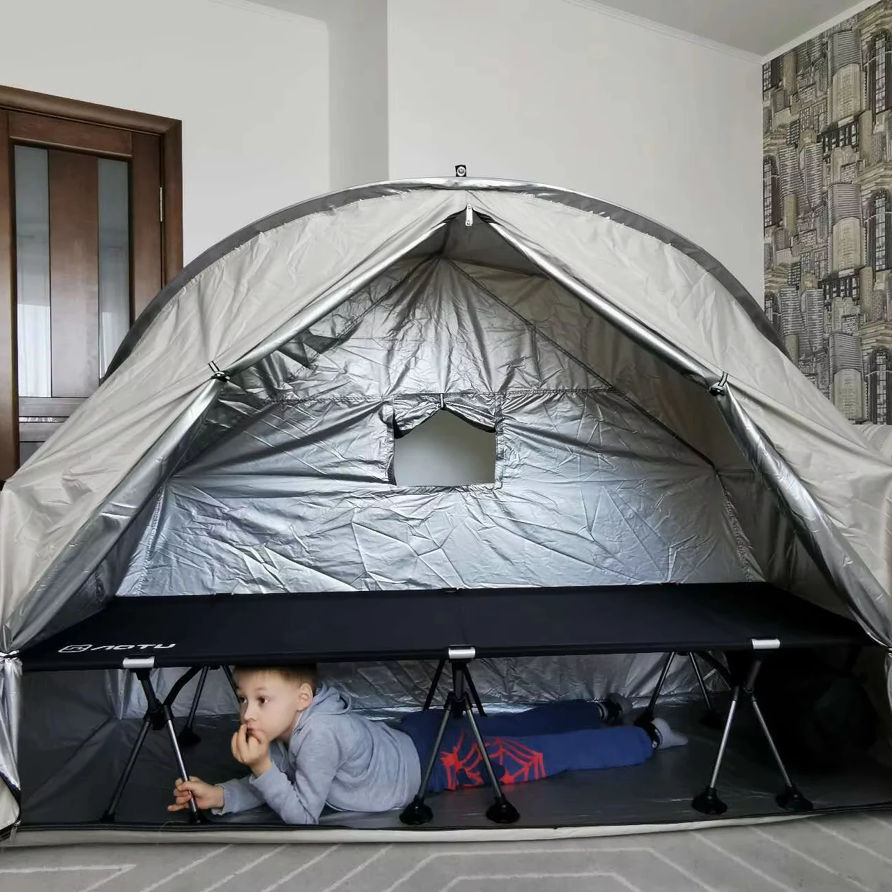 

Multifunctional lightweight camping, easy lightweight tents for adventure and family use, outdoor tents for family entertainment