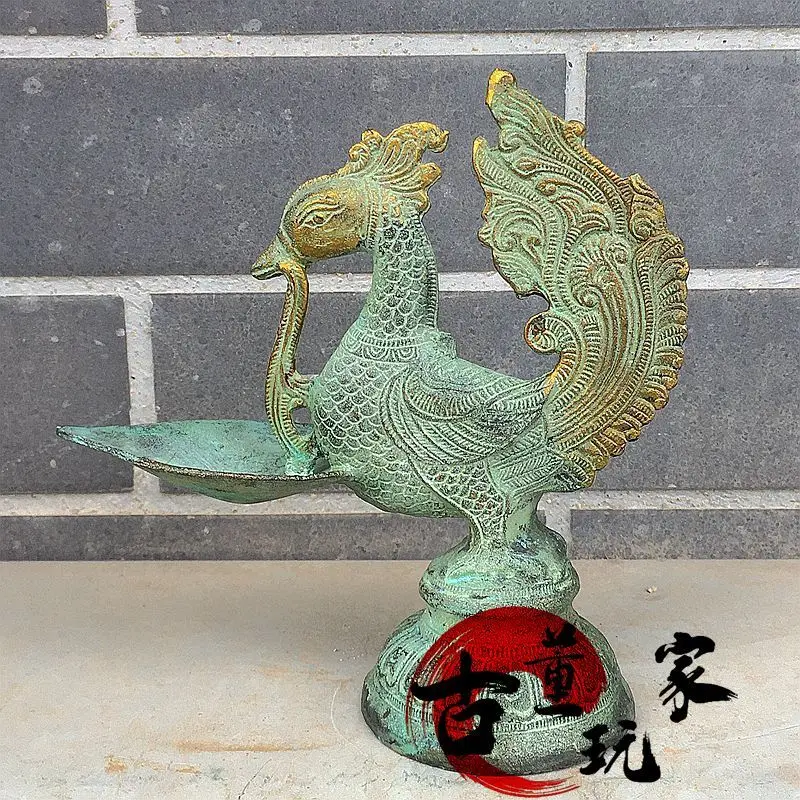 During the Perio green rust bronze ware phoenix bird oil lamp green rust oldfashioned candlestick wax stand sparrow lamp