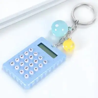 Mini calcolatrice con fibbia chiave Cancelleria per studenti Caramelle Tasca portatile in PVC Bellissimo portachiavi Design Bambino