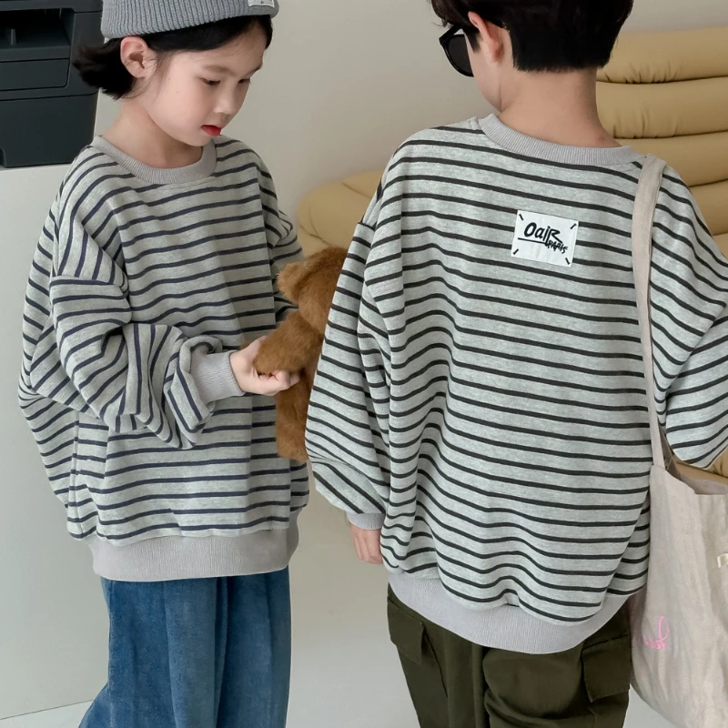 

Boy Girl sweater kids 2024 autumn Korean style stripes labeling round neck leisure comfortable trendy cute simple