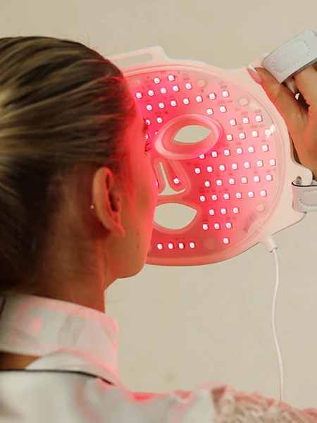 red light led mask 633nm and near-infrared 830nm red light mask for face acne