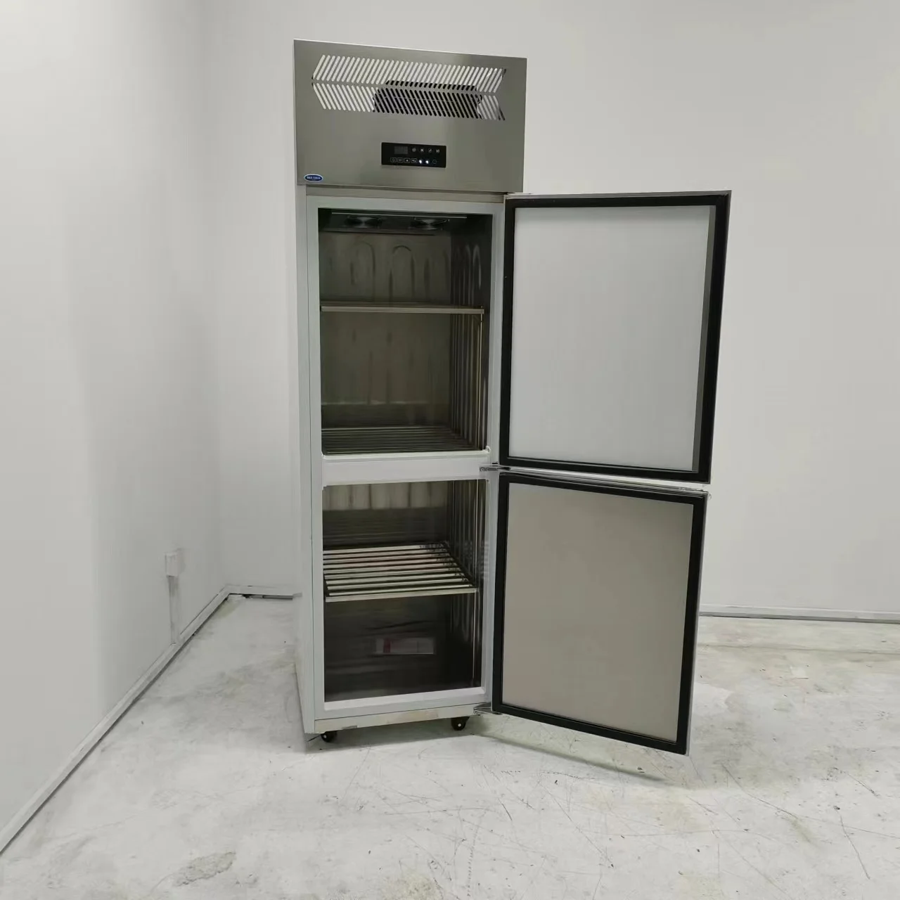 2 4 6 portas de aço inoxidável vertical comercial freezer geladeira para cozinha de restaurante