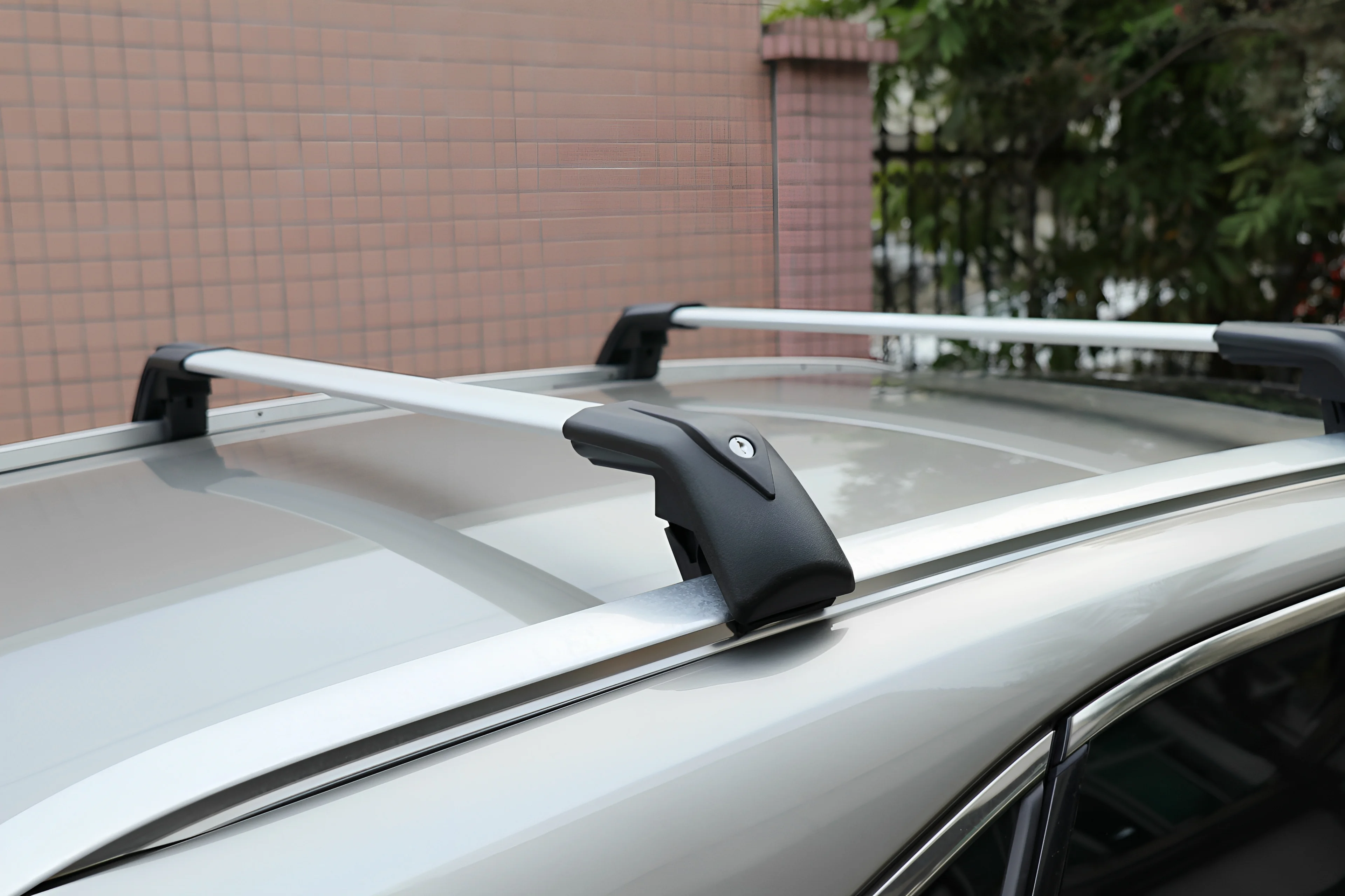 Universal Aluminum Alloy Roof Rail 4X4 Auto Accessories Luggage Cross Bar