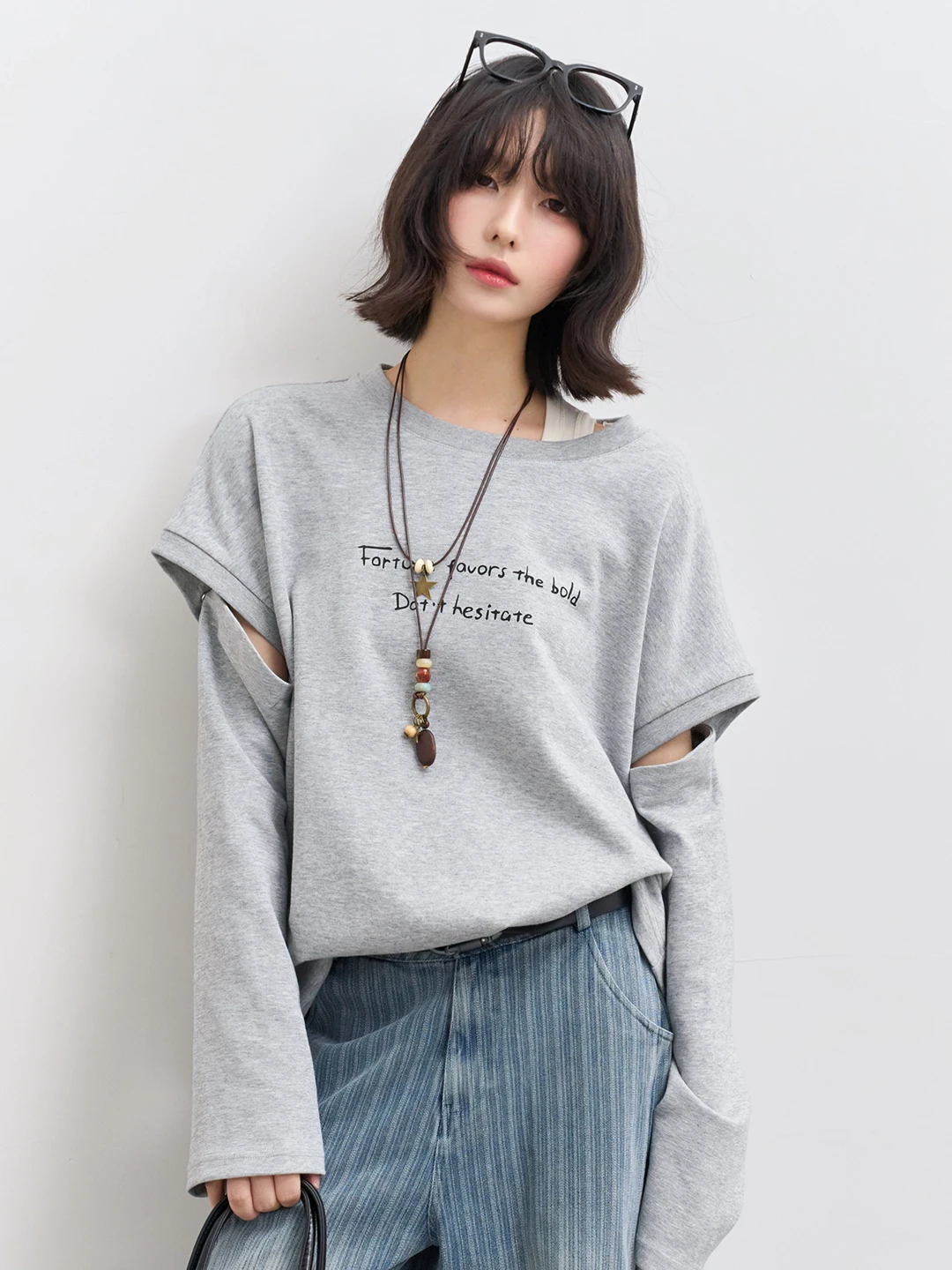 

Женская футболка Avitational Museum с длинным рукавом, весна 2026, свободный крой, круглый вырез, повседневный стиль, хлопок/полиэстер, с принтом