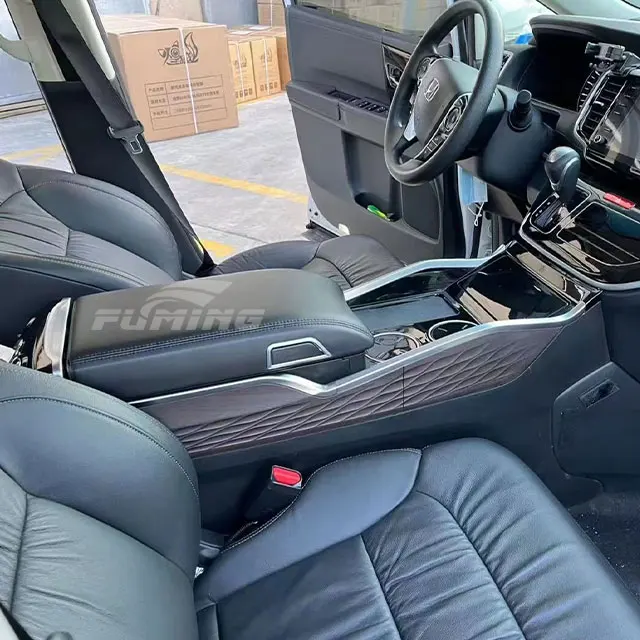 오디세이 엘리시온 비즈니스 차량의 중앙 암레스트 박스에 사용되며, 압축기와 냉장고로 개조되었습니다.