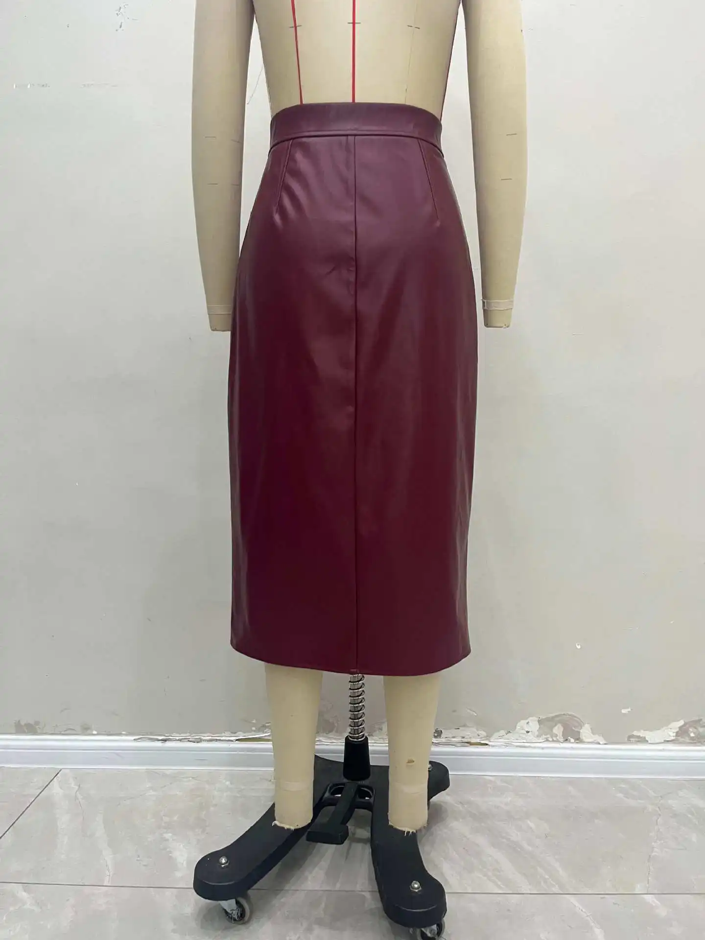 تصميم جديد لخريف 2025 تنورة عالية الخصر للتخسيس والتخسيس مع تنورة جلدية من البولي يوريثان بنمط سحاب معدني #5