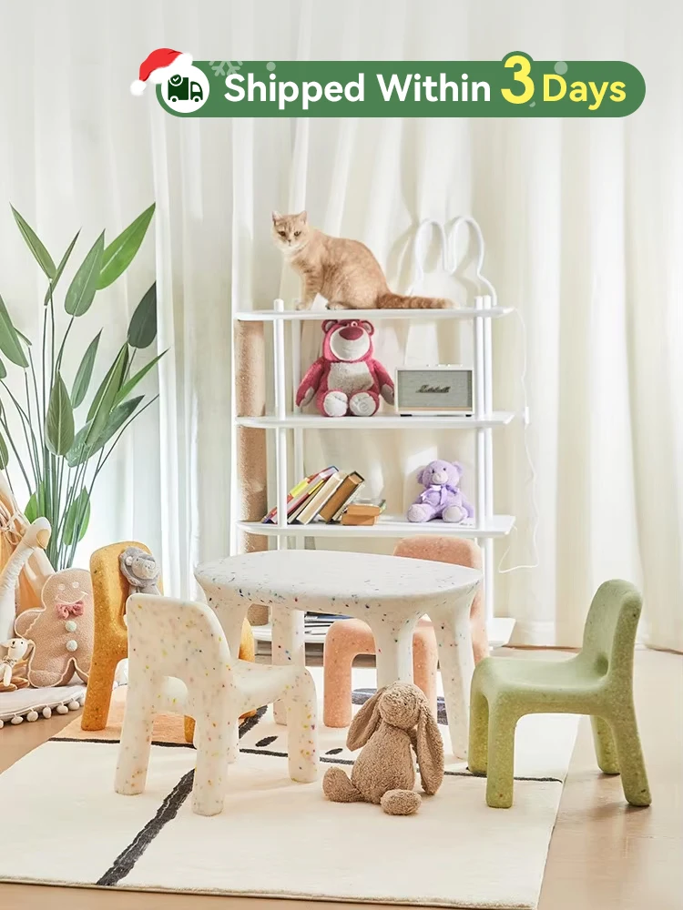 Детский учебный стол и стулья