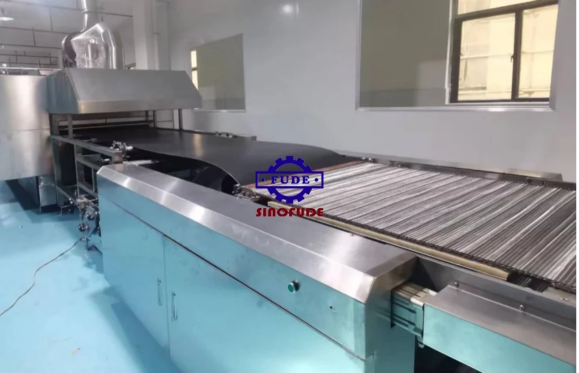 مصنع آلة بسكويت الساندويتش خط إنتاج البسكويت الأوتوماتيكي خط إنتاج بسكويت الويفر المخصص
