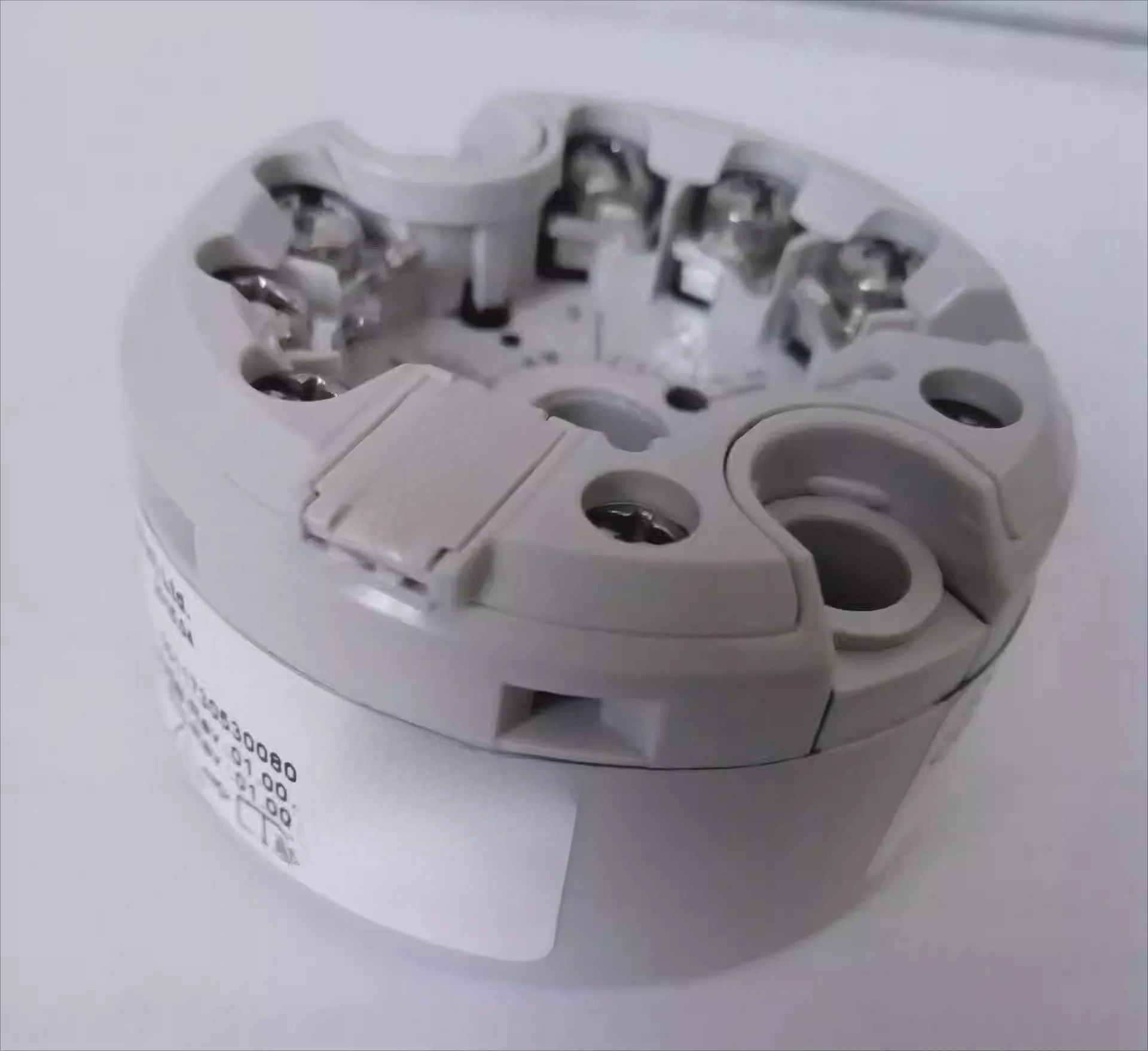 

Новый интеллектуальный преобразователь температуры TTH300 2026 года, с изолированным протоколом PA