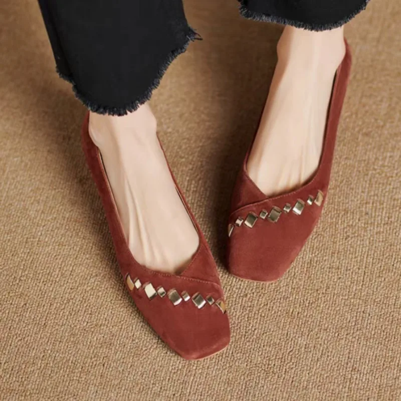 Women's Vintage Square Toe Low Heel Shoes Fashion Shallow Suede Studded Soft Sole Non-Slip Wear-Resistant Single Shoes