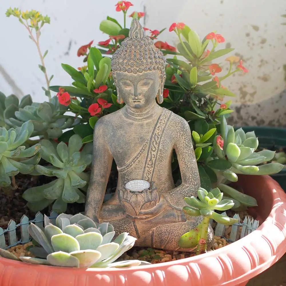 Solar-Buddha-Gartenfigur mit LED-Licht, Zen-Lotusblumen-Skulptur aus Kunstharz für den Außenbereich, meditierende Figur für Hof, Balkon und Landschaftsdekoration – Detail 6