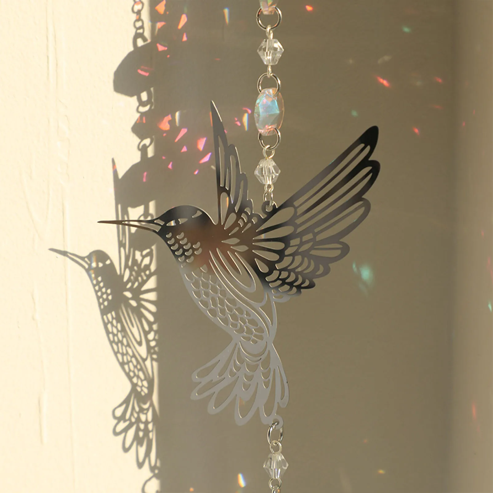 Hummingbird Suncatcher Pendant Metal Hollowed Out Hummingbird Wall Hangin for Family Friends Kids Gift