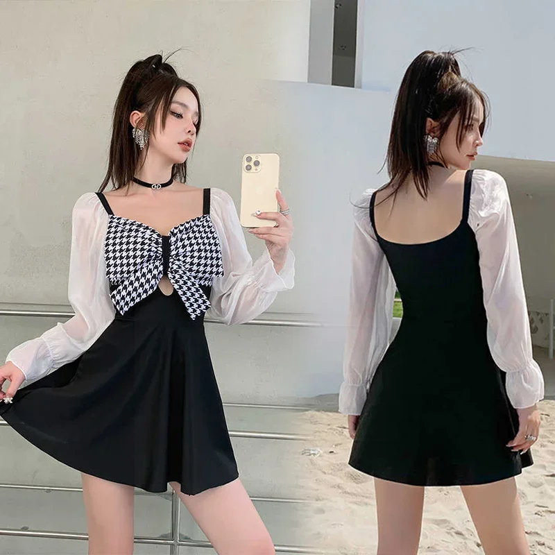 2023 Sexy One-Piece Swimsuit Women's Black And White Big Bow Long-Sleeved Sunscreen  Beach Dress Women's Solid Color Swimwear