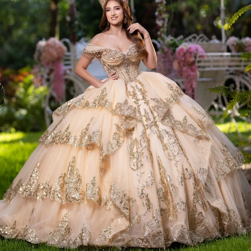 

Champagne Shiny Princess Sweet 16 Dress Quinceanera Dresses Off The Shoulder Applique Lace Beading Crystal Bow Tull Party Birthd