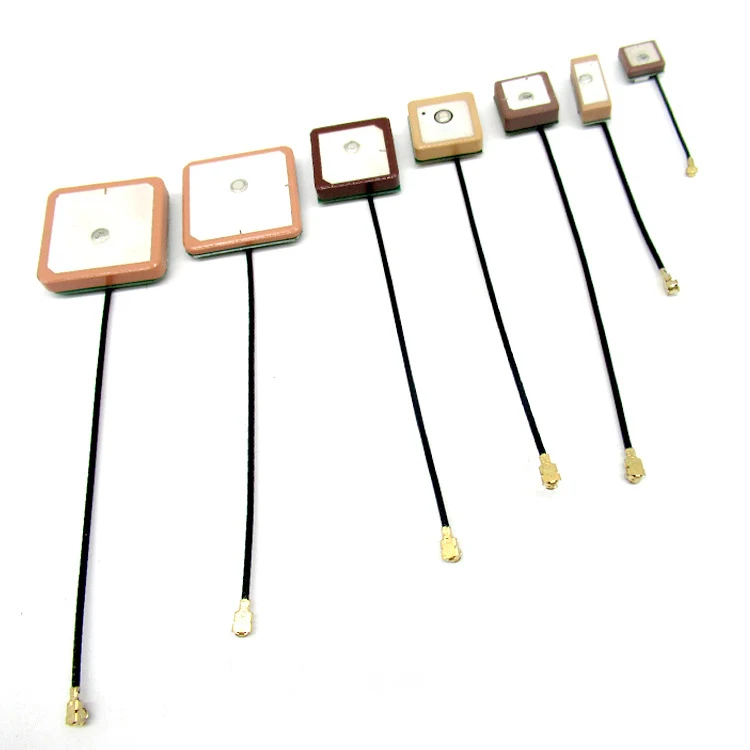 50 PCS Original Active Internal Ceramic GPS Antenna RoHS Certified Passive GPS Ceramic Antenna 1561MHz-1575MHz 25x25x4