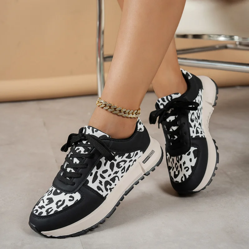 

2025 New Thick-Soled Leopard Print Lace-Up Casual Sports Shoes for Women Large Size Low-Top Running Shoes