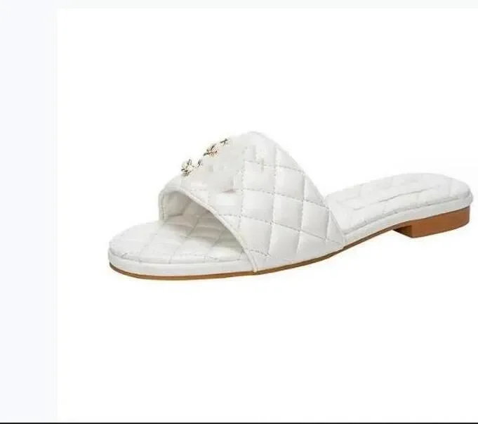 

Luxury Metallic Slide Sandals Designer Slides Women's Slippers Shoes Summer Sandal Fashion Wide Flat Flip Flops Slipper For Wome