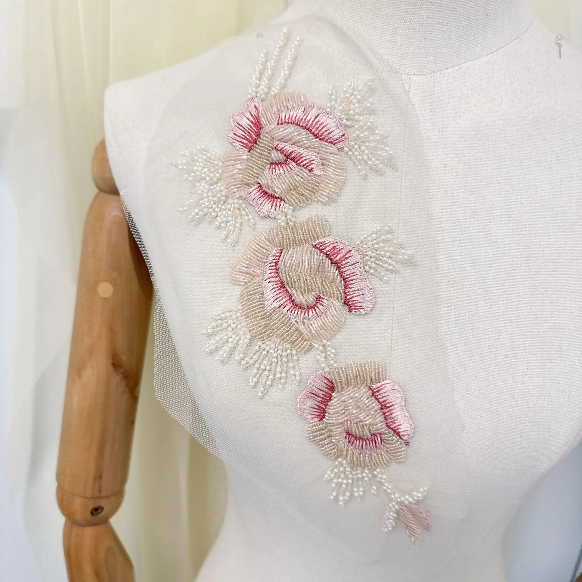 A231 Pink Handmade Beaded Lace Decal Wedding Dress, Children's Performance Dress, Mother's Dress, Headband Decoration