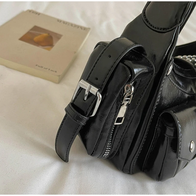 Mehrtaschen-Schultertasche mit Metallnieten, Damen-Punk-Unterarmtasche mit Nieten, Motorrad-Y2k-Mädchen-Umhängetasche mit Gürtelschnallendesign – Detail 3