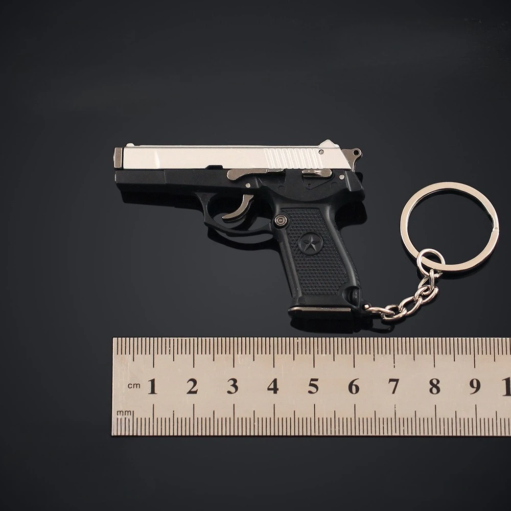 New 1:3 QBZ92 Model Pistol Detachable Semi-alloy Keychain Pendant Decompression Toy Men's Gift