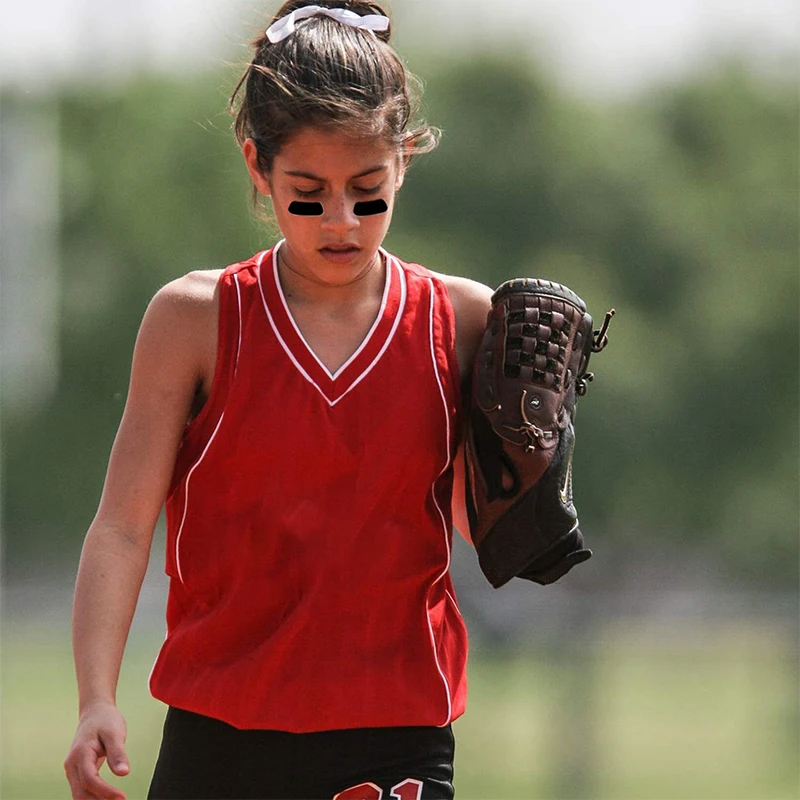 Adesivi neri per occhi da baseball 100 pezzi Strisce da calcio traspiranti sotto gli occhi Adesivi per occhi sportivi per ragazze Ragazzi Adulti Bambini Sport