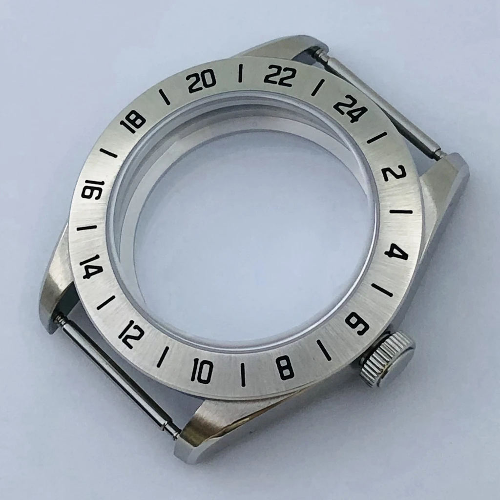 

Miuksi 39mm silver sterile watch case domed sapphire glass fixed bezel fit NH35 NH36 NH34 ETA2824 PT5000 movement