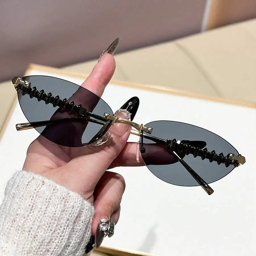 INS  Metal Rivet Frameless Cat-Eye Fashion Glasses, Unisex Style, Metal-Decorated Fashion Glasses - Suitable As A Gift For view 2