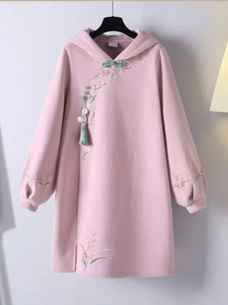 فستان بقلنسوة بخياطة الهالوين لعام 2025 فستان نسائي للخريف والشتاء أنيق على الطراز الصيني شارع العليا تحسين عناصر هان جديدة