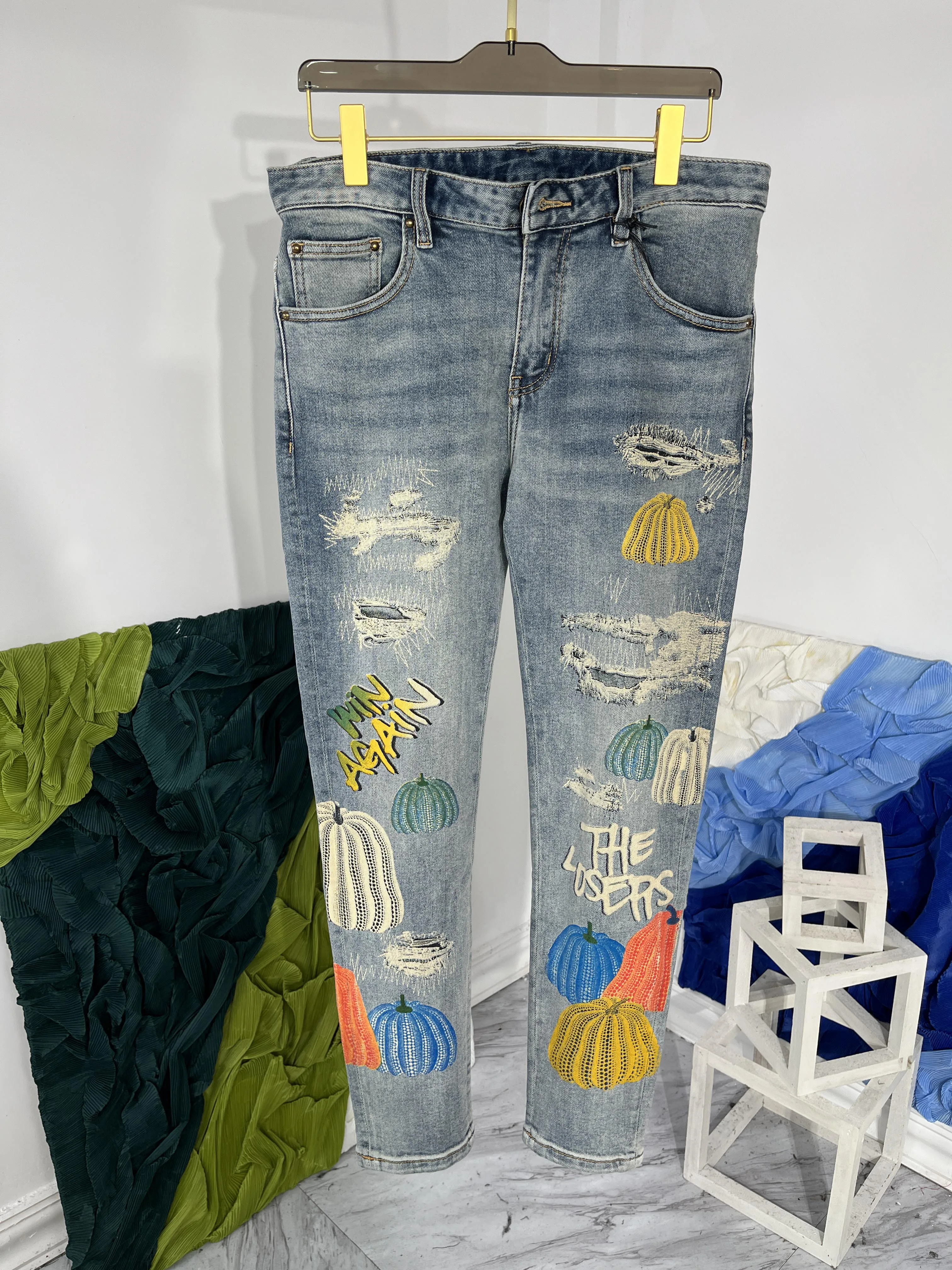 

Europe Brand New All Season Fashion Men High Quality Print Vintage Hole Jeans Denim Pants C426