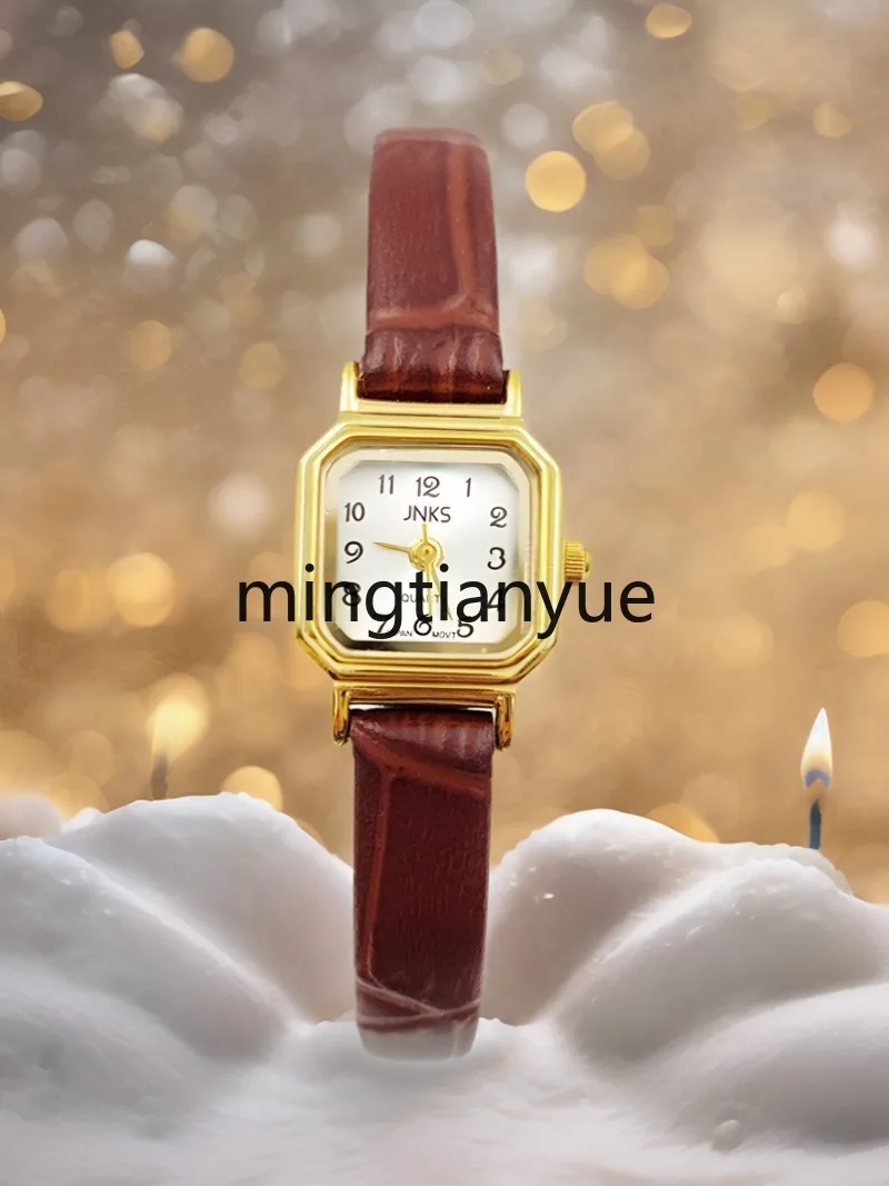 Light Luxury Retro Simple Mini Elegant Artistic Mori Waterproof Quartz Watch