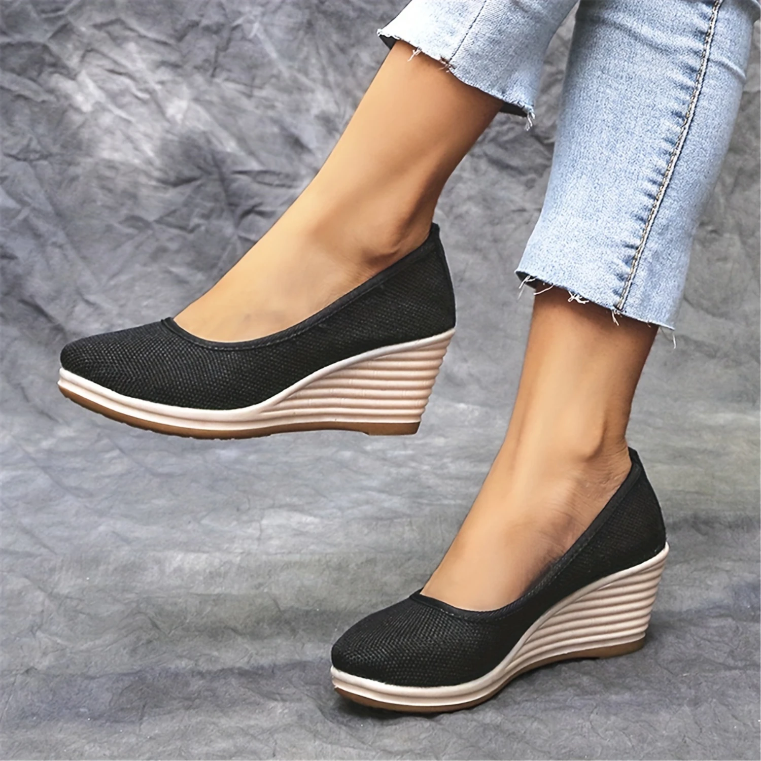 Elegant Women's Mesh Wedge Shoes - Comfy, Breathable, Slip-On, Perfect for Fall Fashion