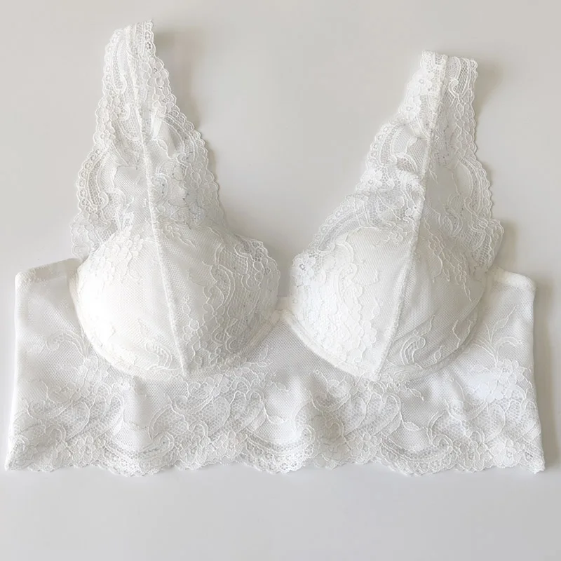New lace thin section lingerie with underpants suit women bras without steel ring undershirt type underwear sexy thin cup bra se