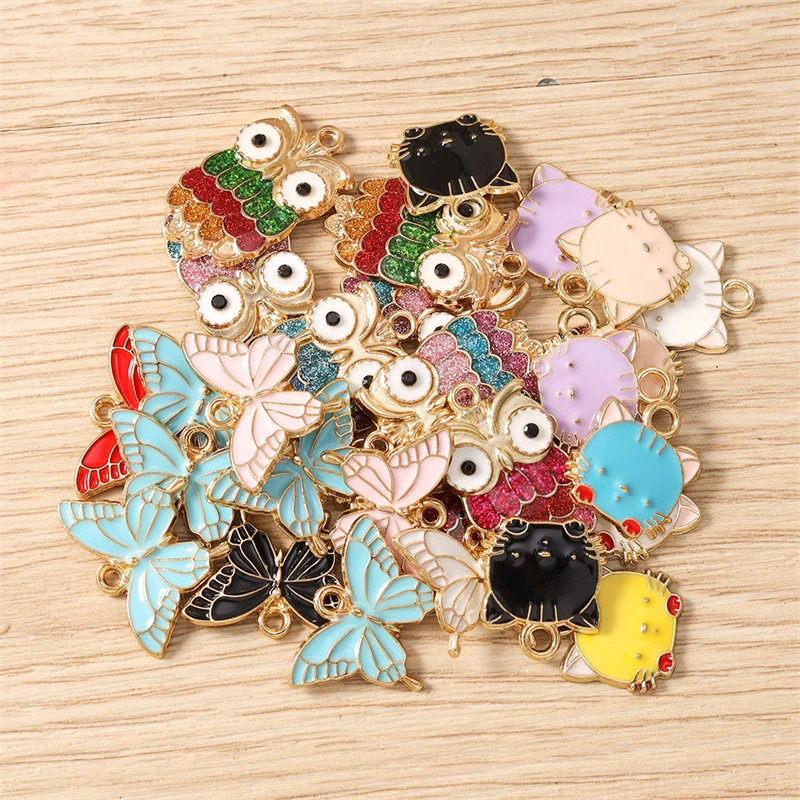10 Stück niedliche, gemischte Emaille-Anhänger in Tierform (Schmetterling, Eule, Katze) für die Schmuckherstellung, zum Beispiel für Ohrringe, Halsketten und DIY-Bastelarbeiten. – Detail 3