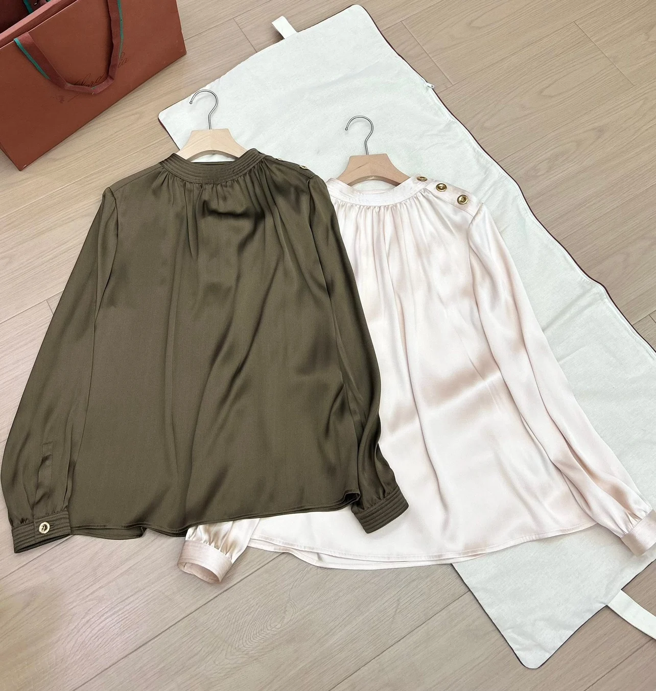 Sommer 2024 l * p Damen röcke Anzug Chiffon Seide Langarm Pullover hohe Taille Fischschwanz Rock Damen bekleidung 2-teiliges Set