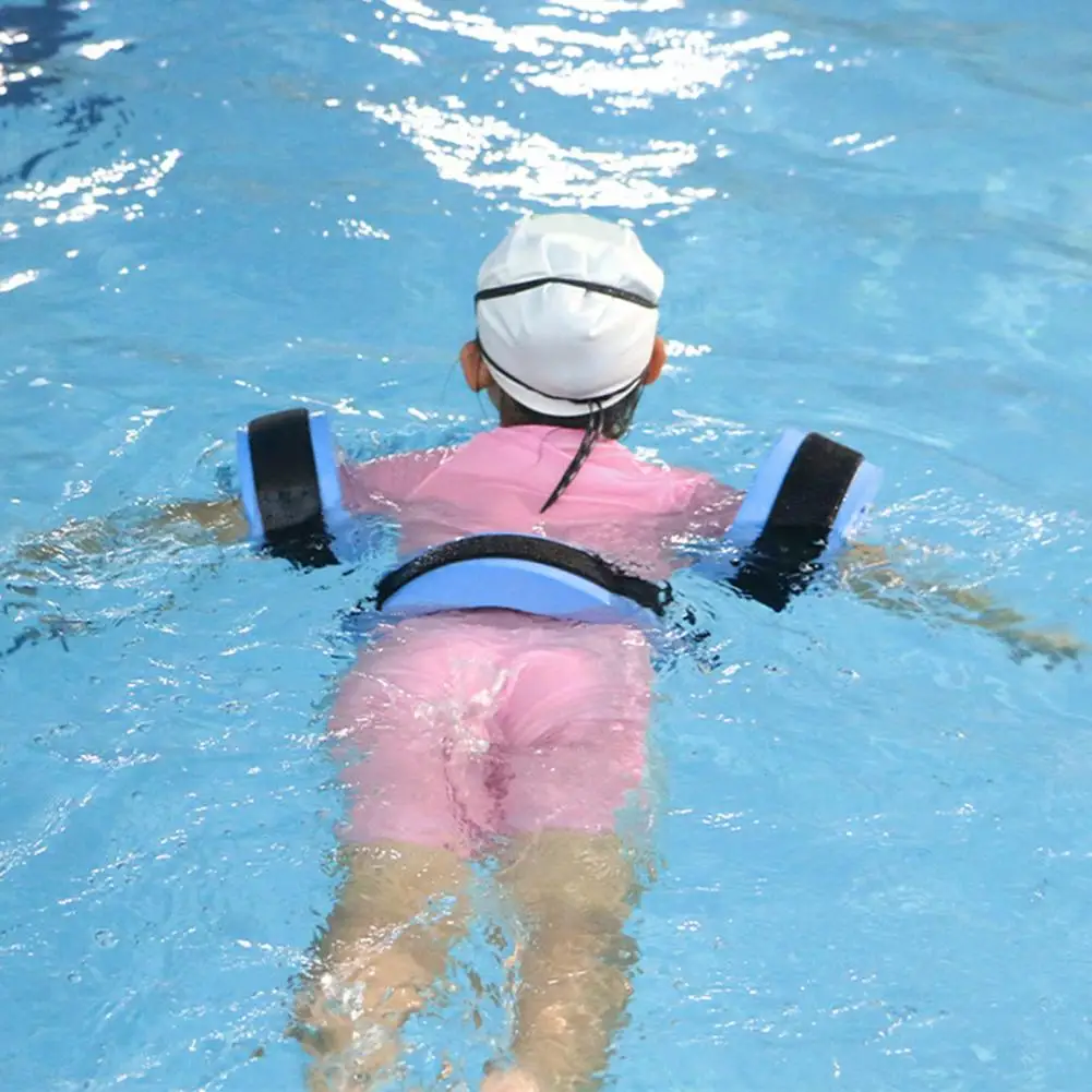 Set di attrezzature per l'allenamento del nuoto per aerobica in acqua con polsini per anelli galleggianti per esercizi in piscina con anello a gancio per il Fitness