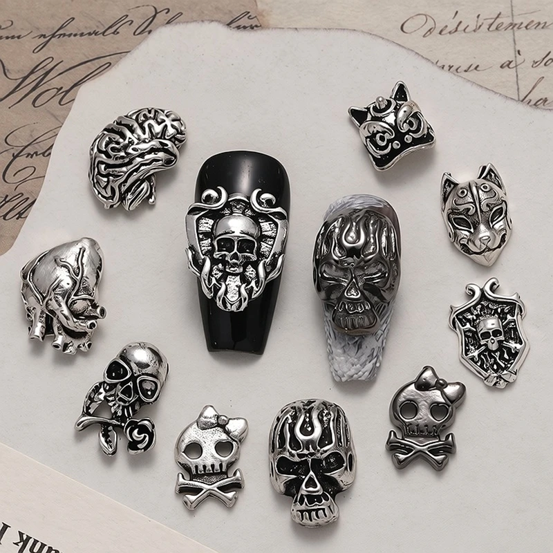 10PC Halloween 3D Antique Silver Skull Head Nail Art Decoration Accessories Cool Spooky Season Alloy Nail Charm for DIY Manicure