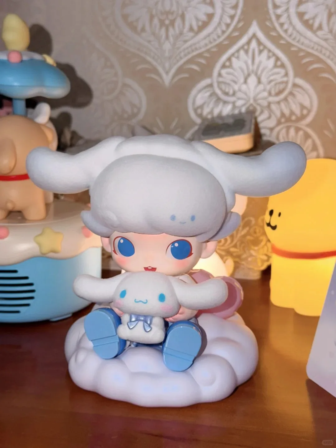 

POP MART Dimoo WORLD Sanrio Classic Characters Big-eared Dog and Pudding Dog Series Scale Figure Surprise Collection Gifts