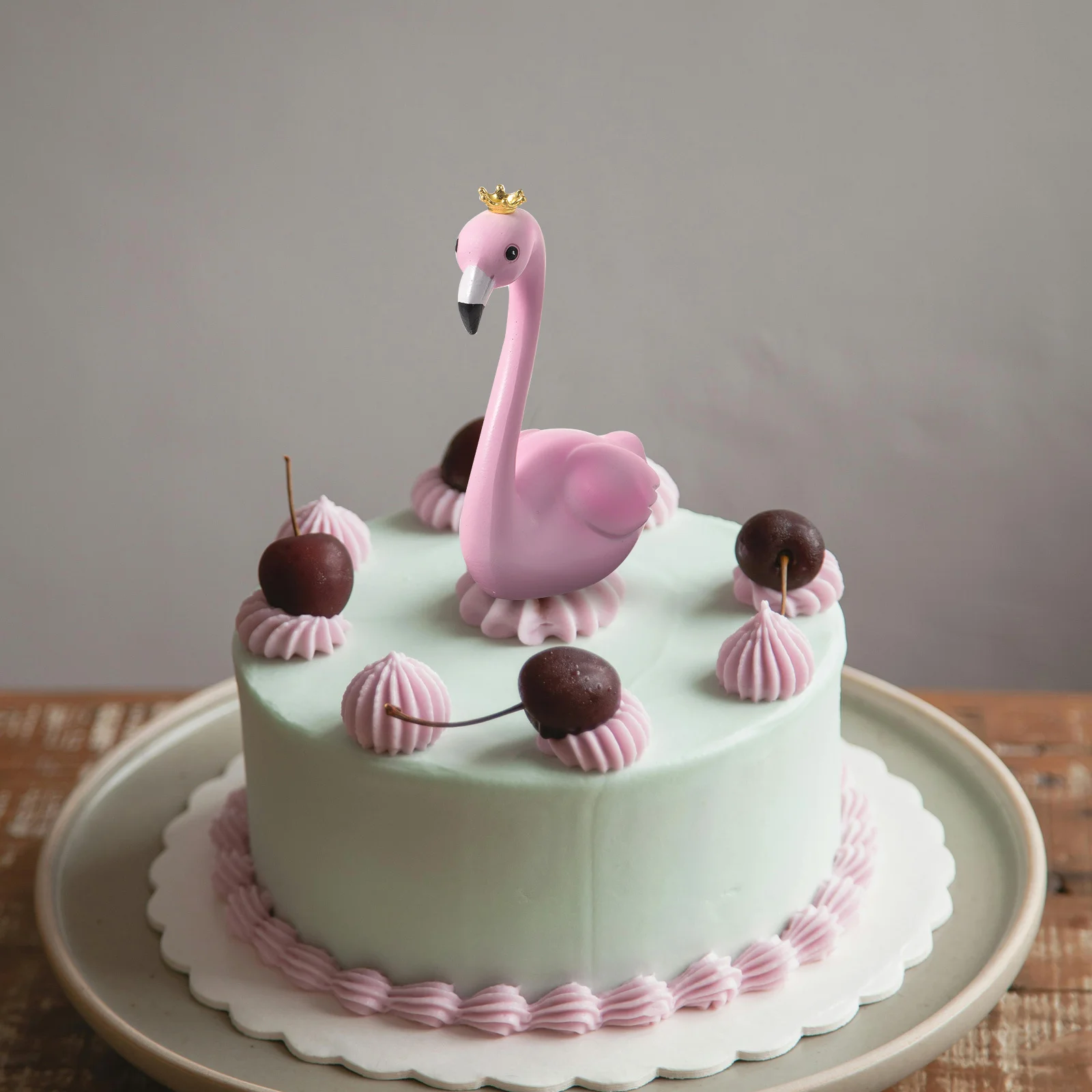 

Flamingo Cake Ornament Eco-Friendly Resin Birthday Cake Decor Exquisite Decoration Enhance Party Fun and Joy Flamingo Decor